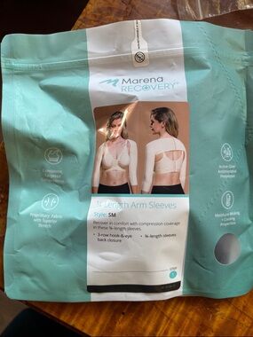 Marena recovery sleeves